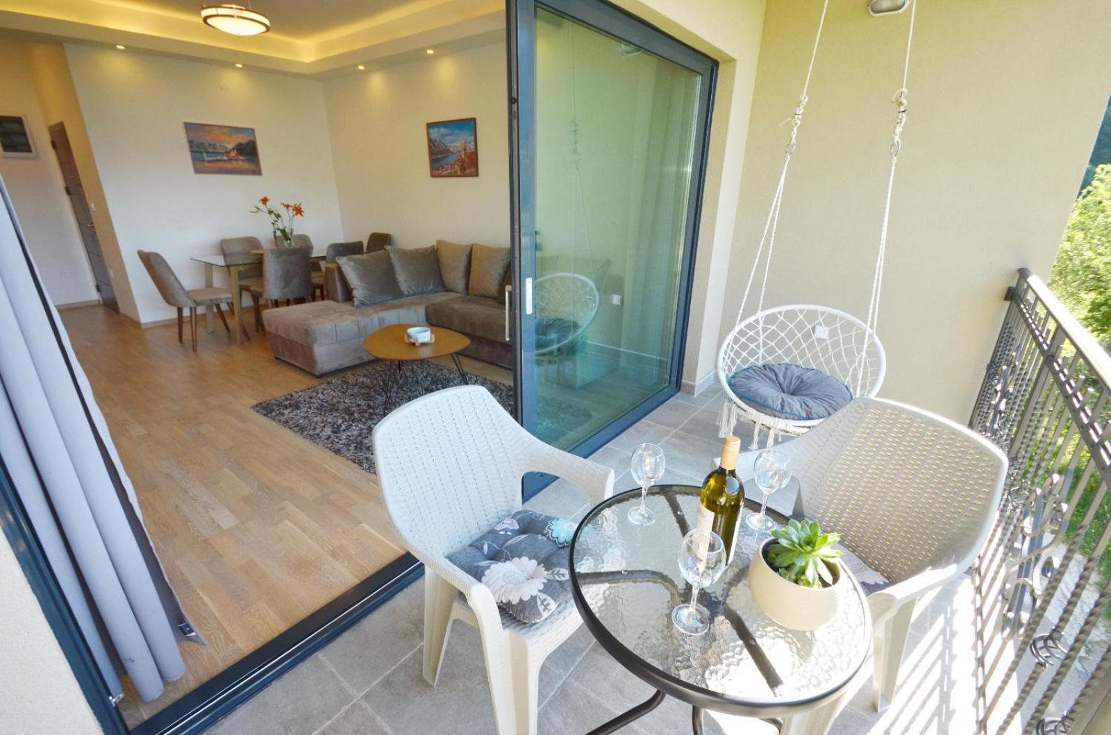 Radgost Kotor Apartments ภายนอก รูปภาพ
