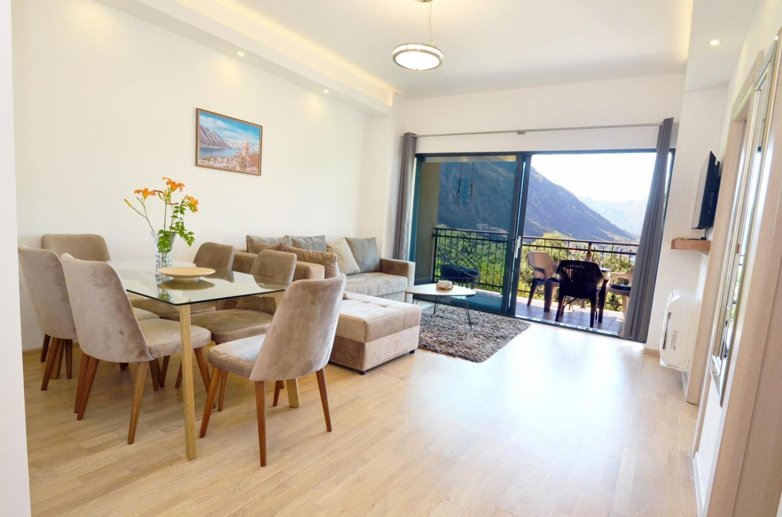 Radgost Kotor Apartments ภายนอก รูปภาพ